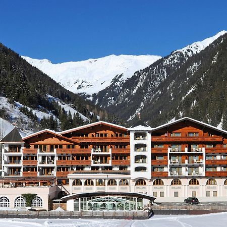Wellness & Relax Hotel Milderer Hof ノイシュティフト・イム・シュトゥーバイタール エクステリア 写真