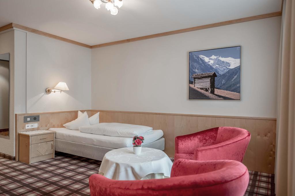 Wellness & Relax Hotel Milderer Hof ノイシュティフト・イム・シュトゥーバイタール エクステリア 写真