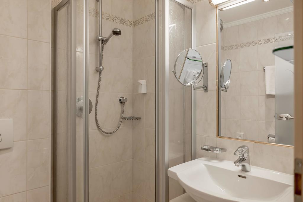 Wellness & Relax Hotel Milderer Hof ノイシュティフト・イム・シュトゥーバイタール エクステリア 写真