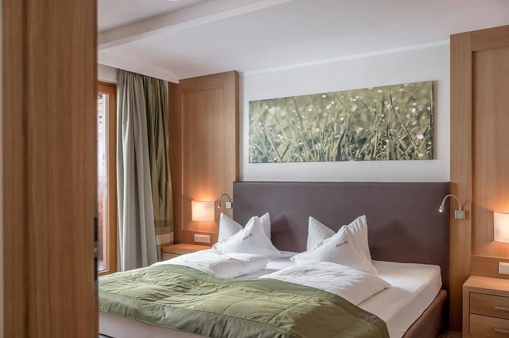 Wellness & Relax Hotel Milderer Hof ノイシュティフト・イム・シュトゥーバイタール エクステリア 写真
